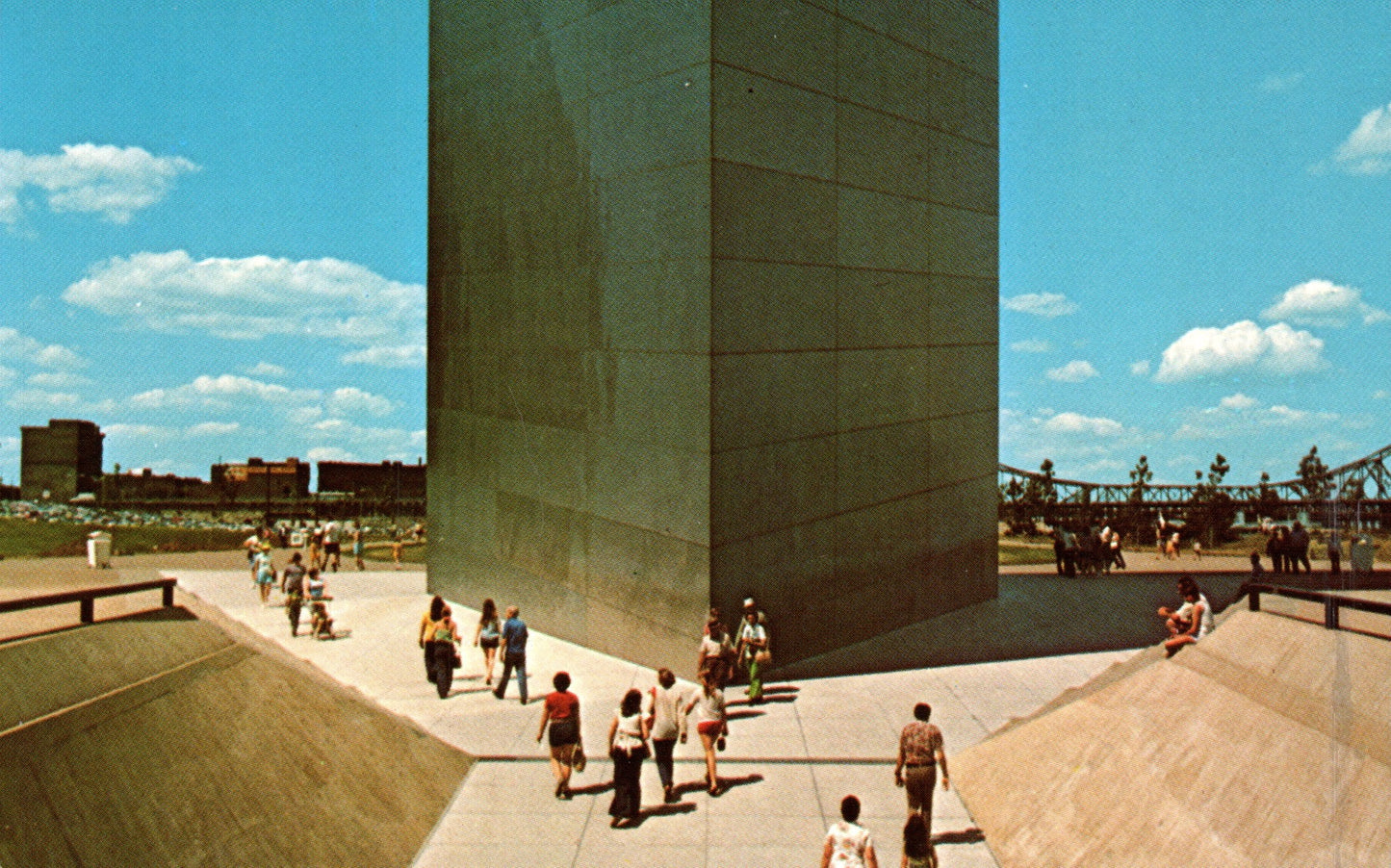 Saint Louis City, MO (195 items)