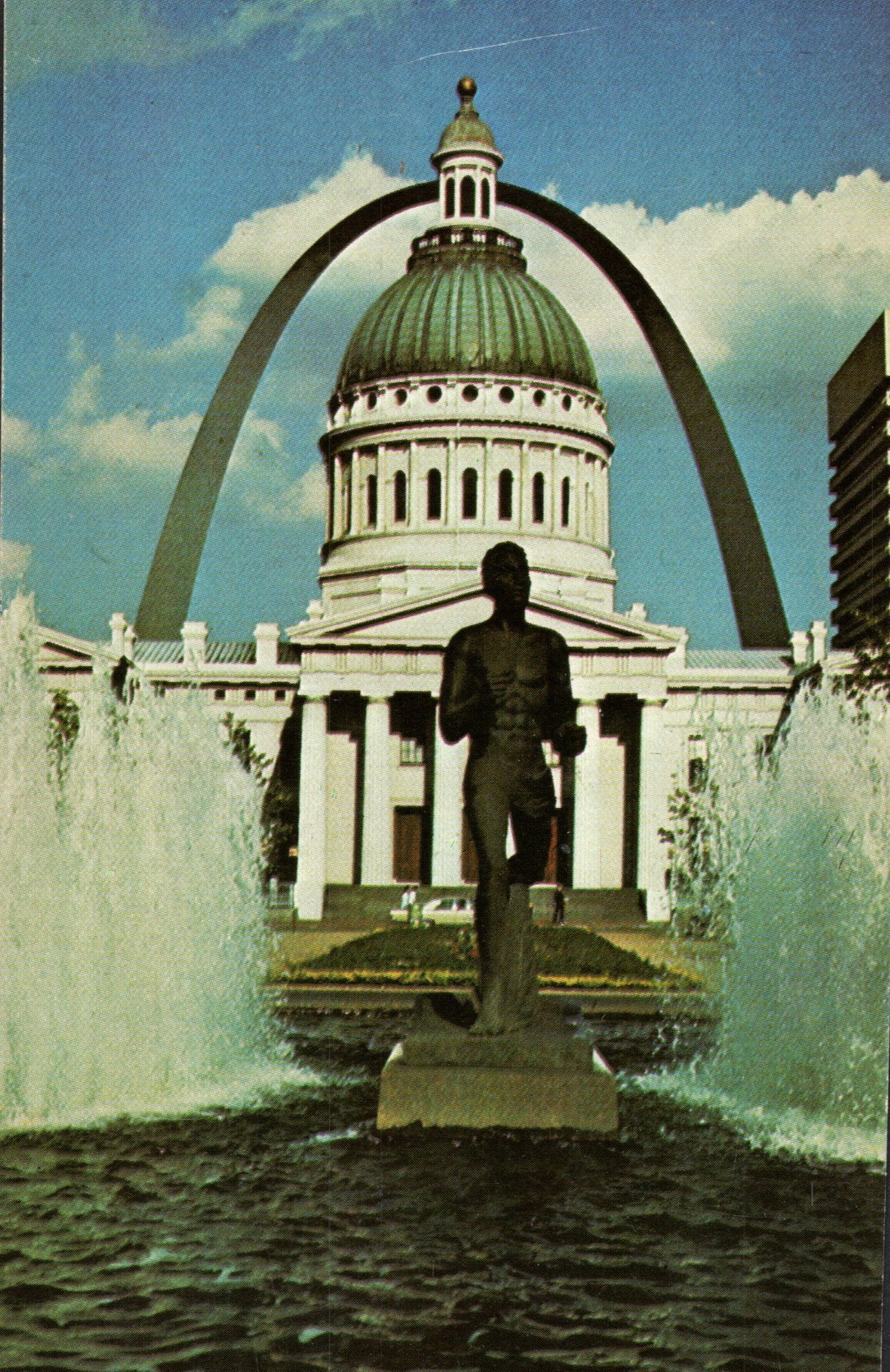 Saint Louis City, MO (195 items)